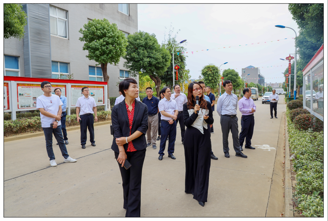 市委社会工作部领导率全市系统干部到首页-尊龙网站调研两新基层党建工作